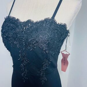 Black Haute Monde Cocktail / Party Dress Size Large